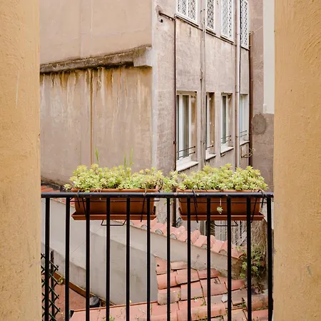Via Francesco Crispi Private * Rome