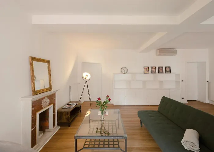 Via Francesco Crispi Private * Rome